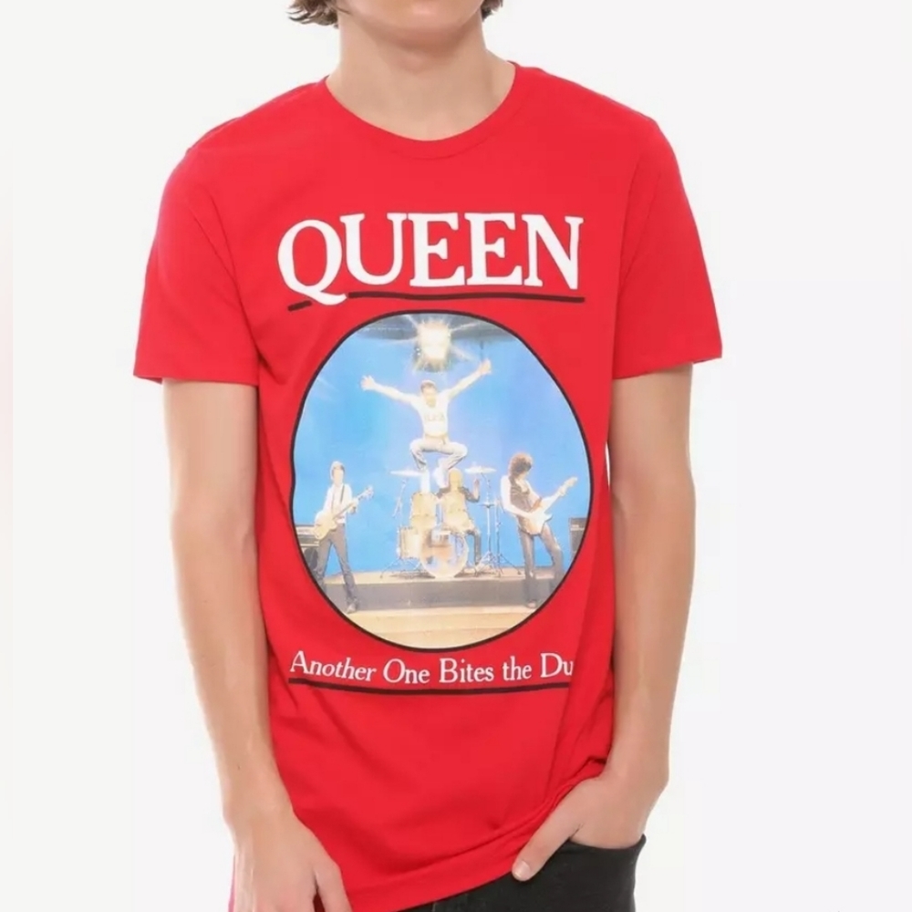 Queen Another One Bites The Dust T-Shirt Mens Size XL UNISEX
